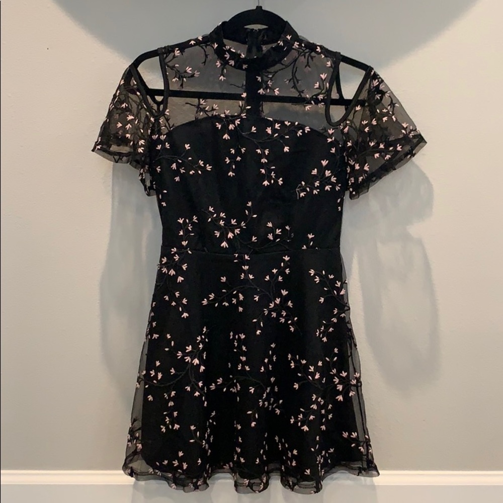 Kathleen Cold Shoulder Embroidery Dress